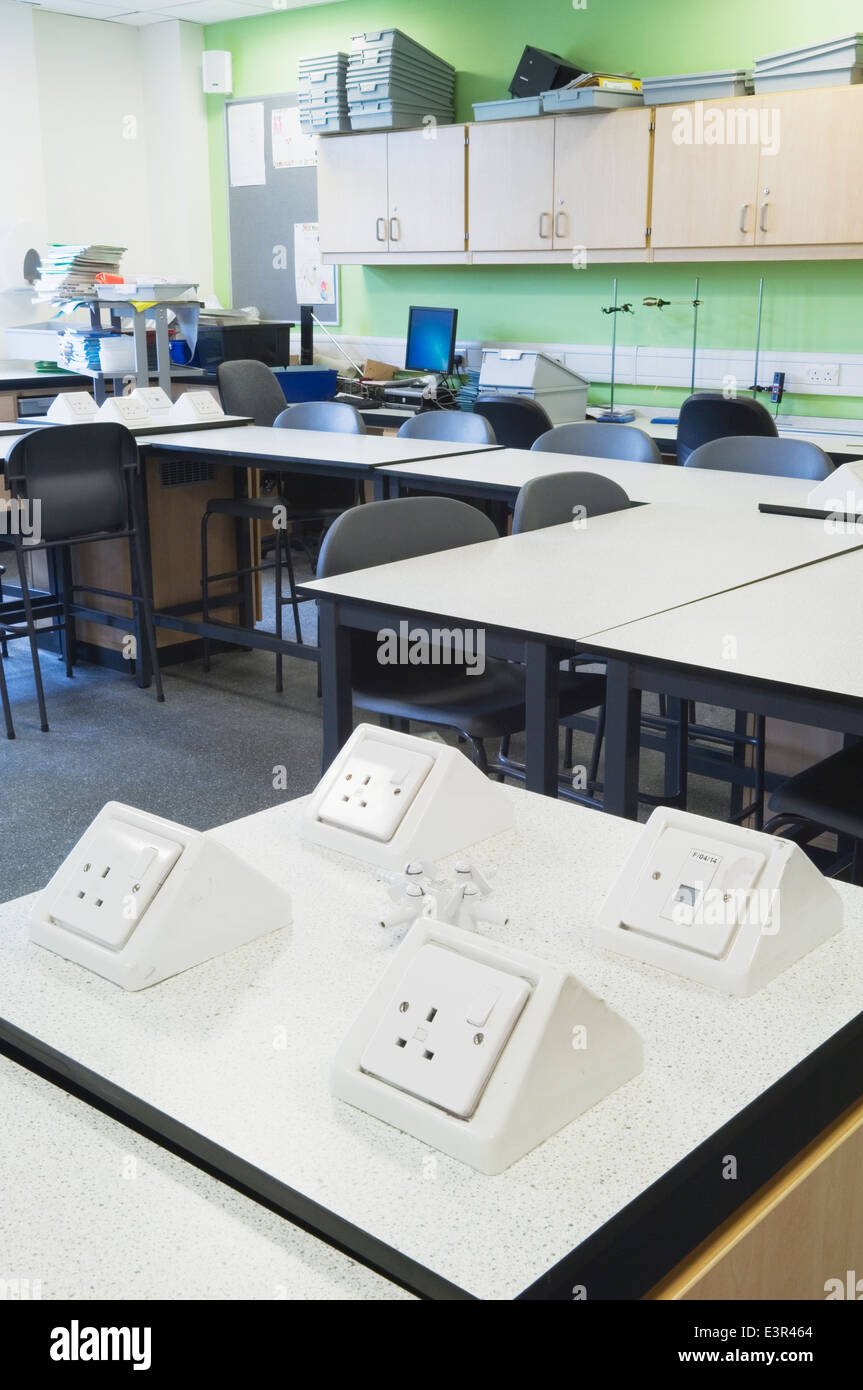 Science classroom in a modern secondary school, Scotland, UK. Stock Photo