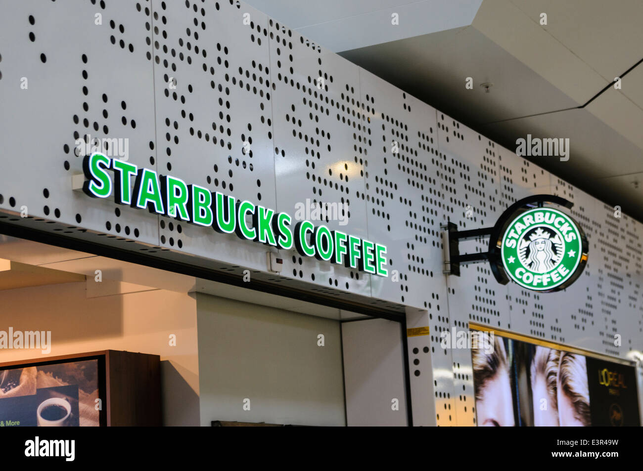 Starbucks Coffee Shop in Schiphol Airport Stock Photo