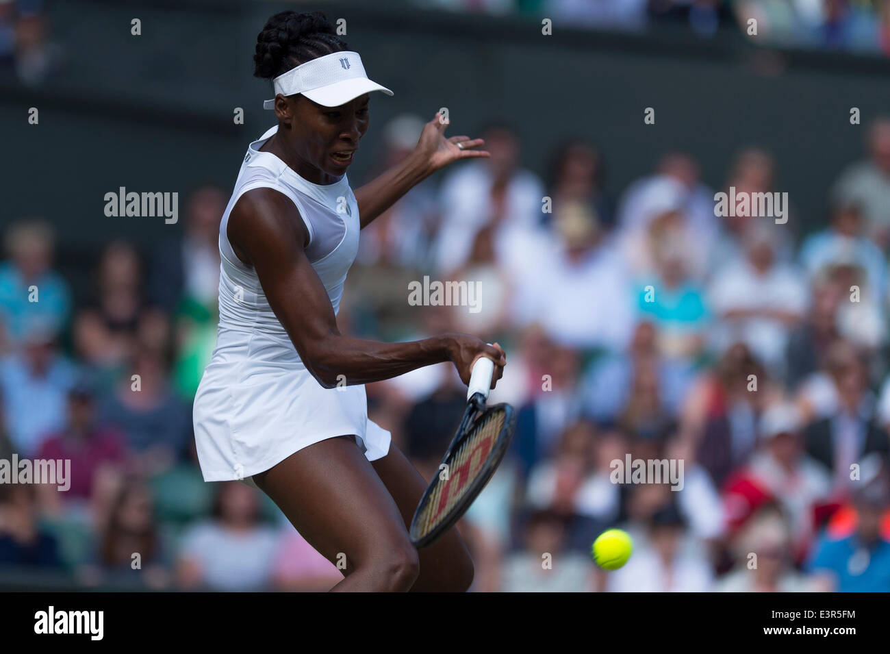 London, UK. 27th June, 2014. Wimbledon Tennis Championships Venus Williams of United States in action against Petra Kvitova of Czech Republic during day five ladies singles third round match at the Wimbledon Tennis Championships at The All England Lawn Tennis Club in London, United Kingdom. Credit:  Action Plus Sports/Alamy Live News Stock Photo