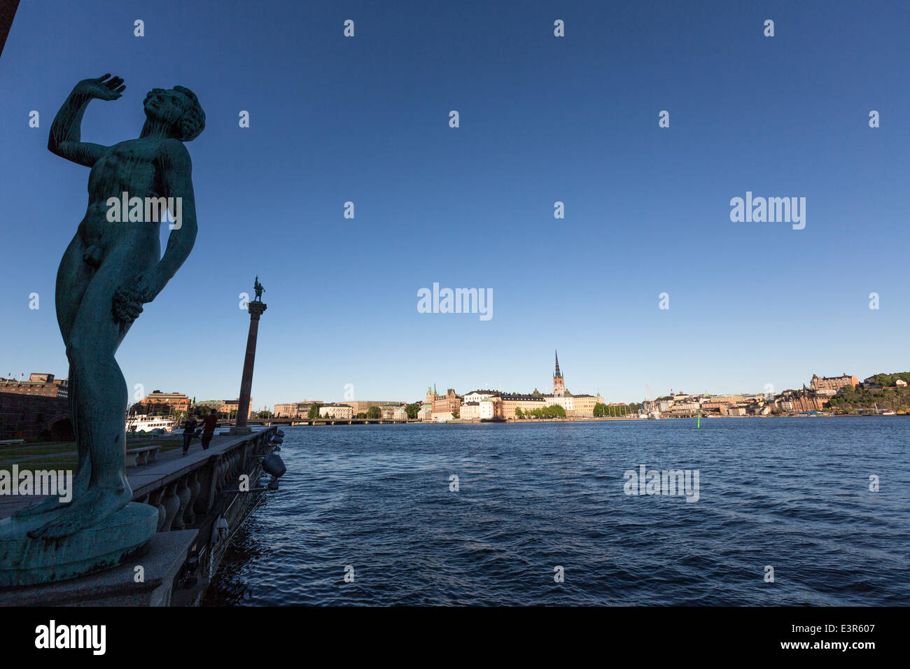 Song statue hires stock photography and images Alamy