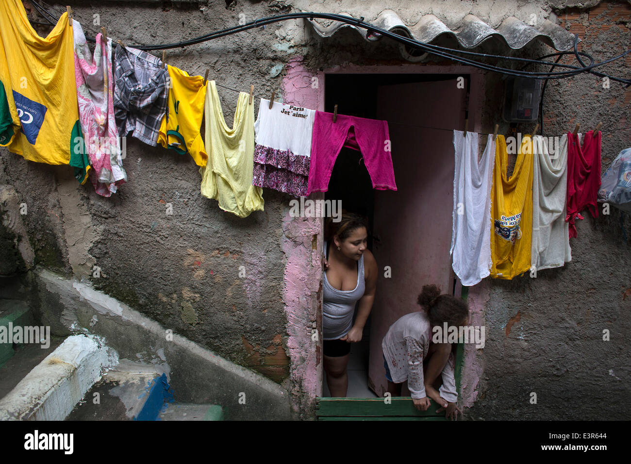 Rio De Janeiro June 27 14 Xinhua Two Women Are Seen Inside A House At Favela Santa Marta Rio De Janeiro Brazil On June 26 14 Favela Santa Marta