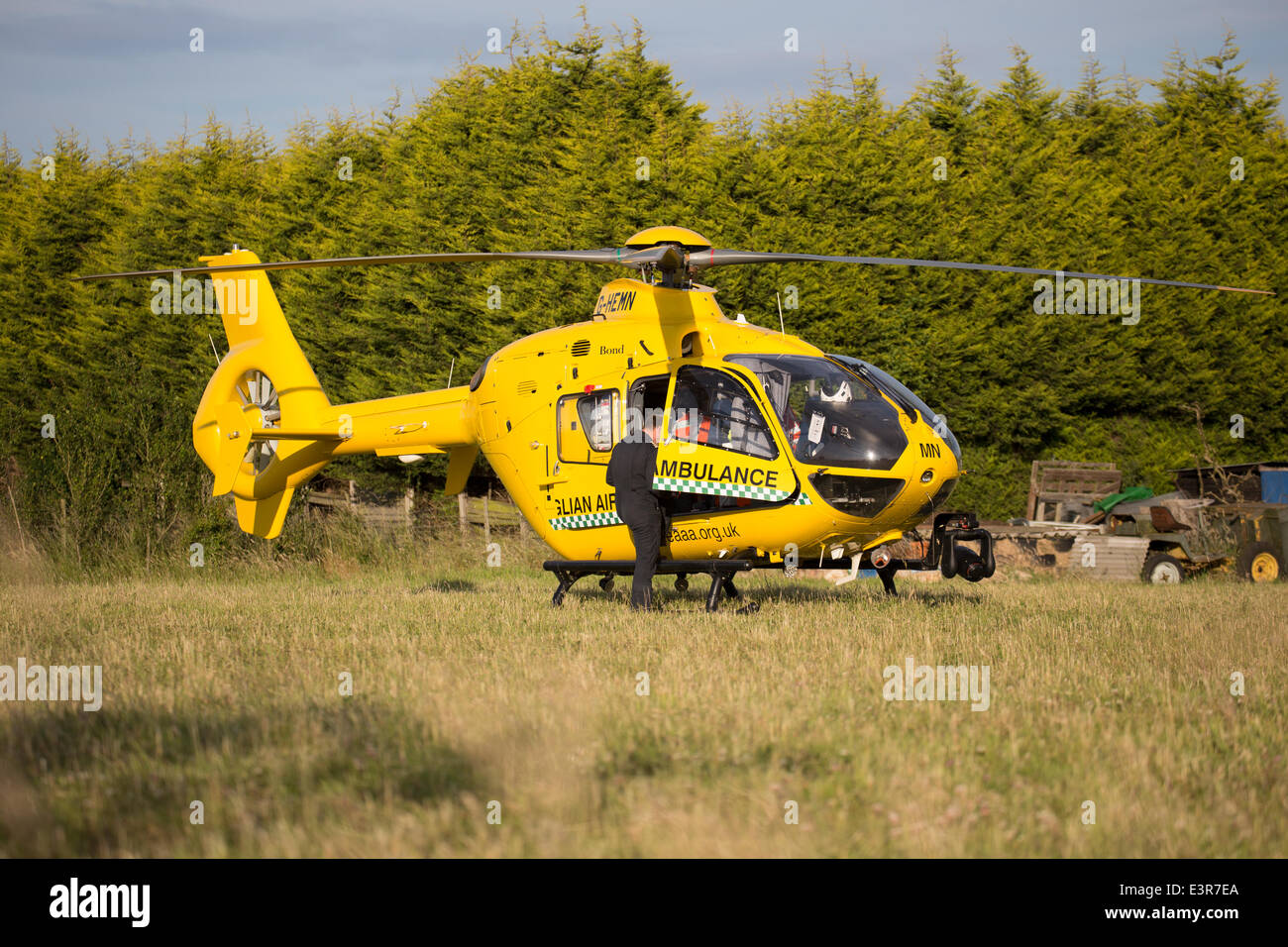 Ambulance air hires stock photography and images Alamy
