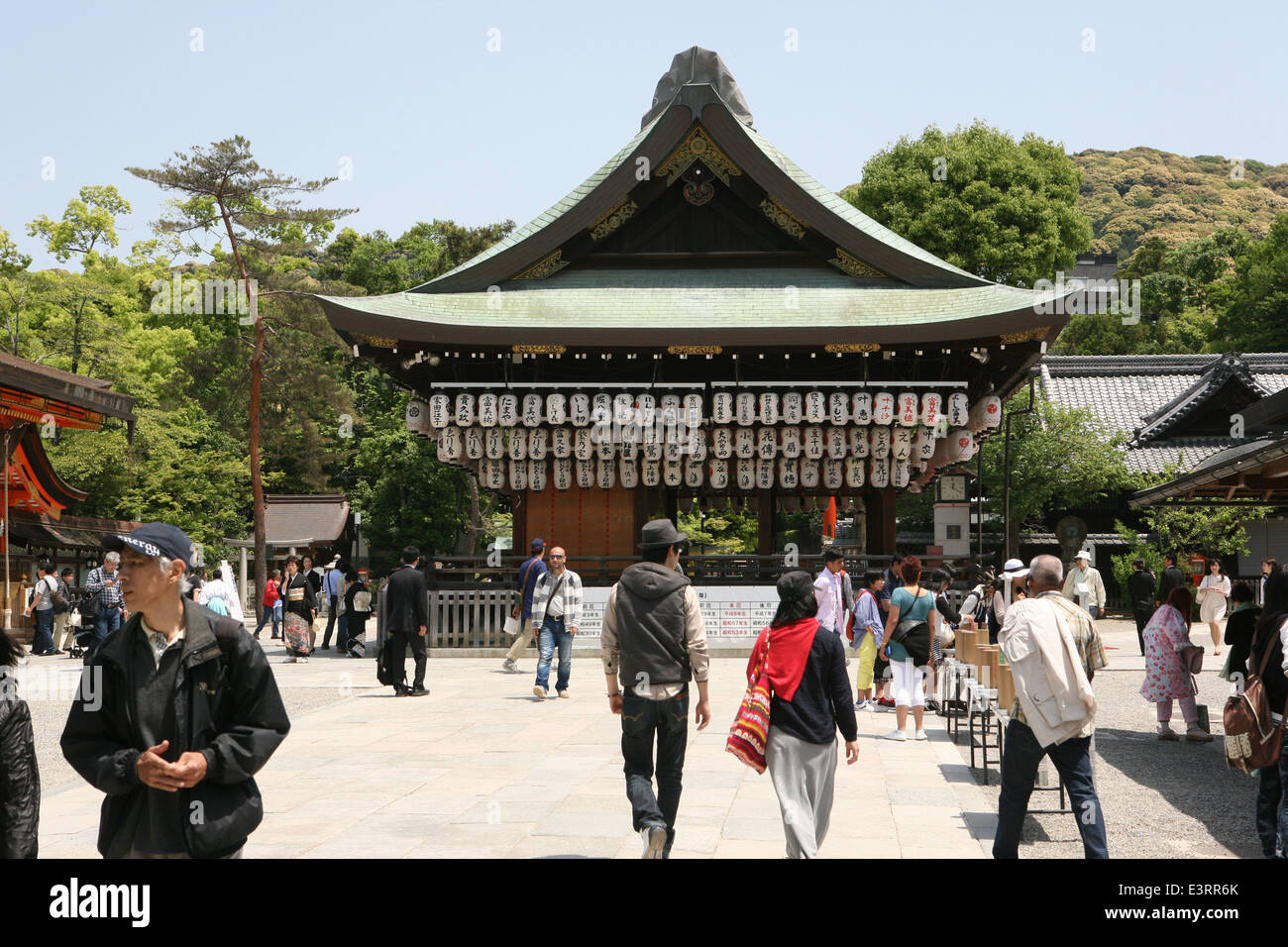 Kyoto Yasaka shrine or Gion Shrine 祇園神社 Stock Photo - Alamy
