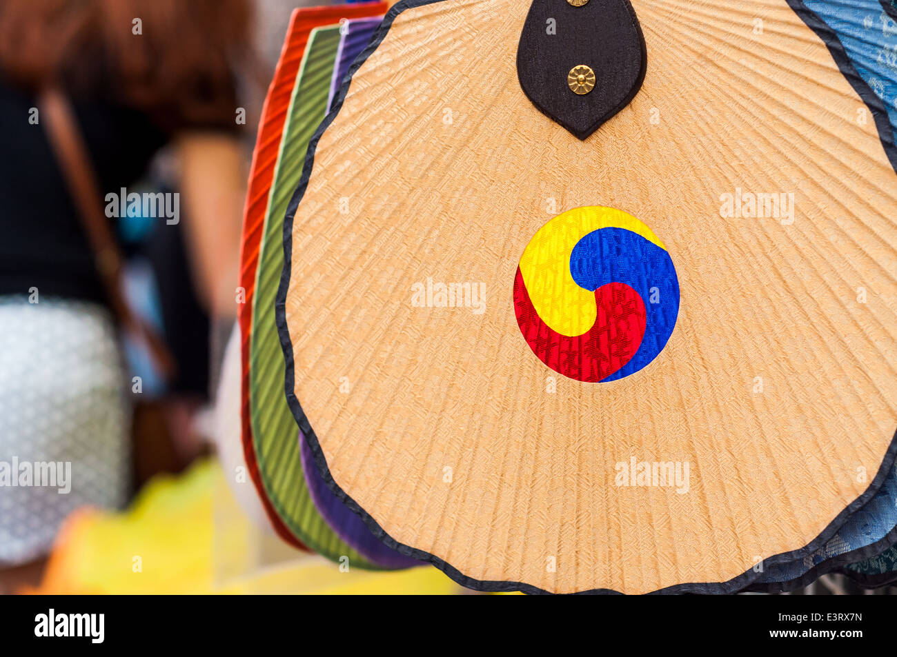 Seoul south korea traditional fan hires stock photography and images