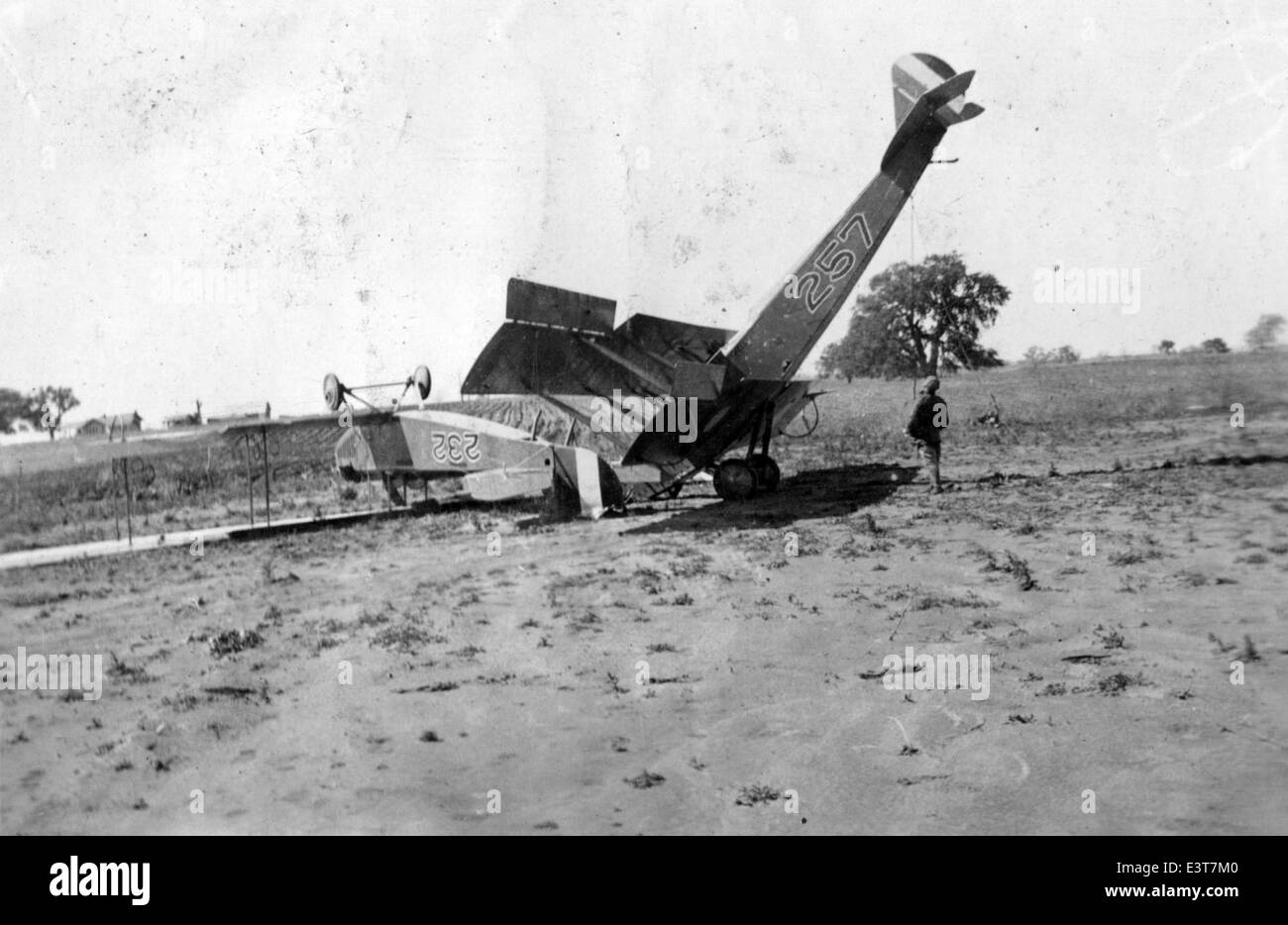 Kelly aviation field Black and White Stock Photos & Images - Alamy
