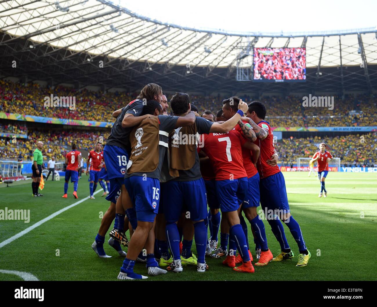 Belo Horizonte, Brazil. 28th June, 2014. Chile's Alexis Sanchez (No.7) celebrates the goal during a Round of 16 match between Brazil and Chile of 2014 FIFA World Cup at the Estadio Mineirao Stadium in Belo Horizonte, Brazil, on June 28, 2014. Credit:  Liu Dawei/Xinhua/Alamy Live News Stock Photo