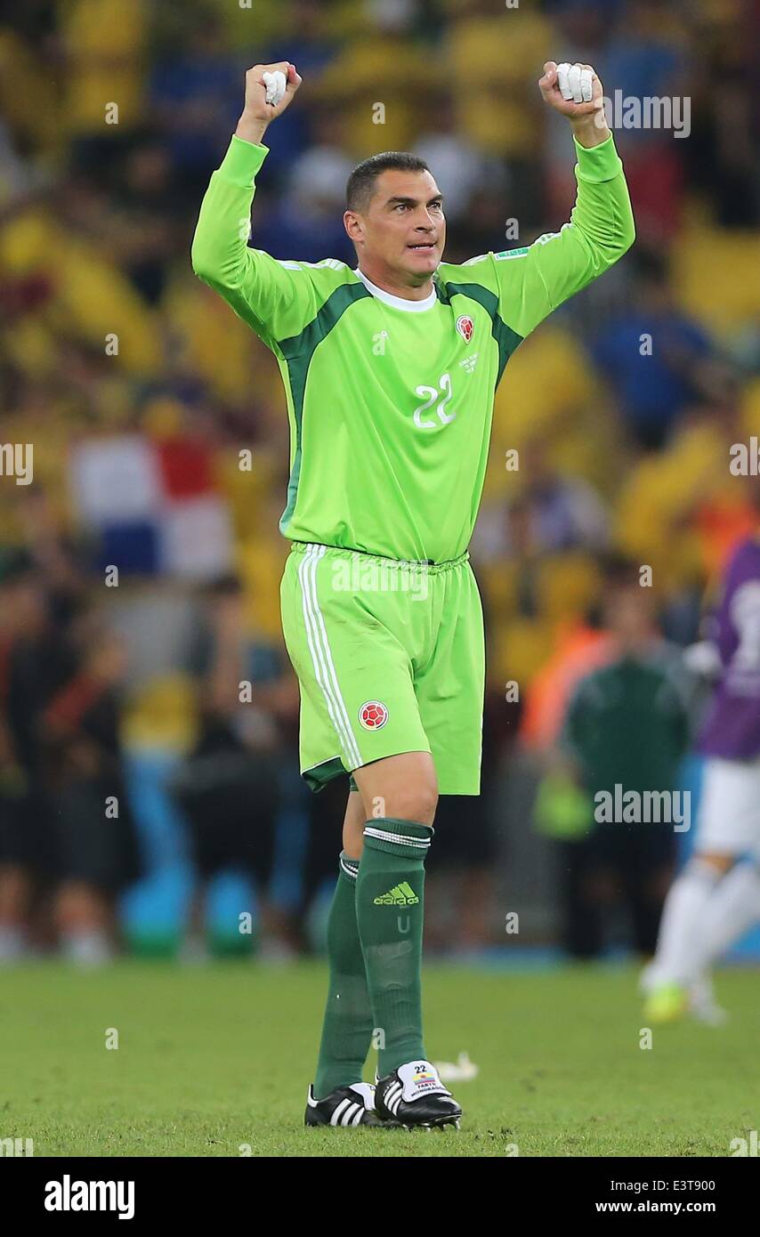 Rio De Janeiro, Brazil. 28th June, 2014. Colombia's goalkeeper Faryd Mondragon celebrates the victory after a Round of 16 match between Colombia and Uruguay of 2014 FIFA World Cup at the Estadio do Maracana Stadium in Rio de Janeiro, Brazil, on June 28, 2014. Colombia won 2-0 over Uruguay on Saturday. Credit:  Xu Zijian/Xinhua/Alamy Live News Stock Photo