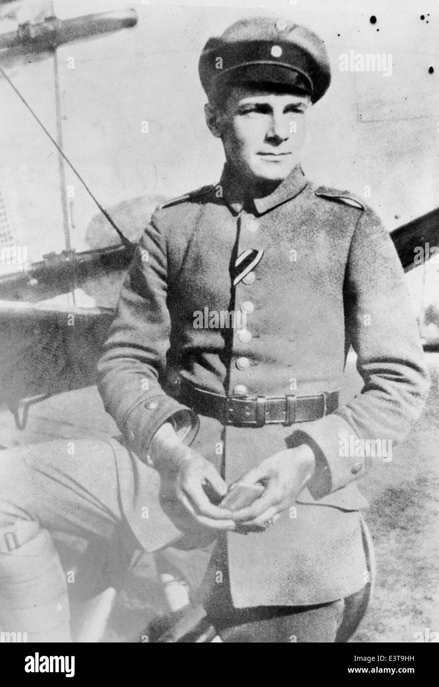 World war one albatros aircraft hi-res stock photography and images - Alamy