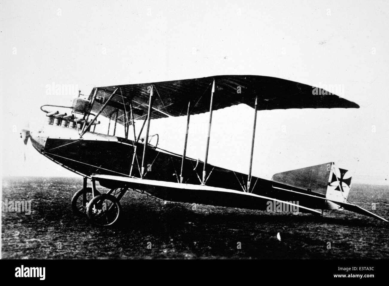 Two seater aircraft Black and White Stock Photos & Images - Alamy