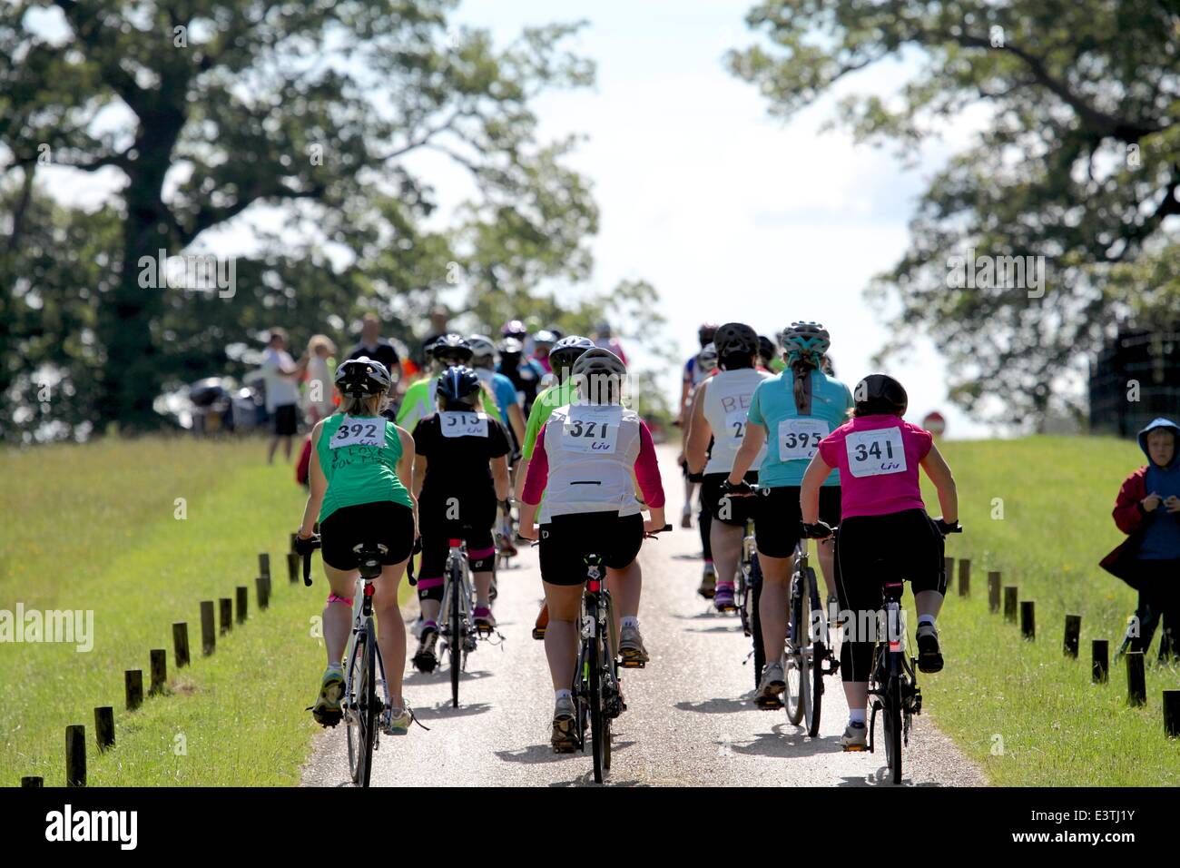 Woburn, Bedfordshire, UK. 29th June 2014. Cycletta Bedfordshire, a women only cycling event. Credit:  Neville Styles/Alamy Live News Stock Photo