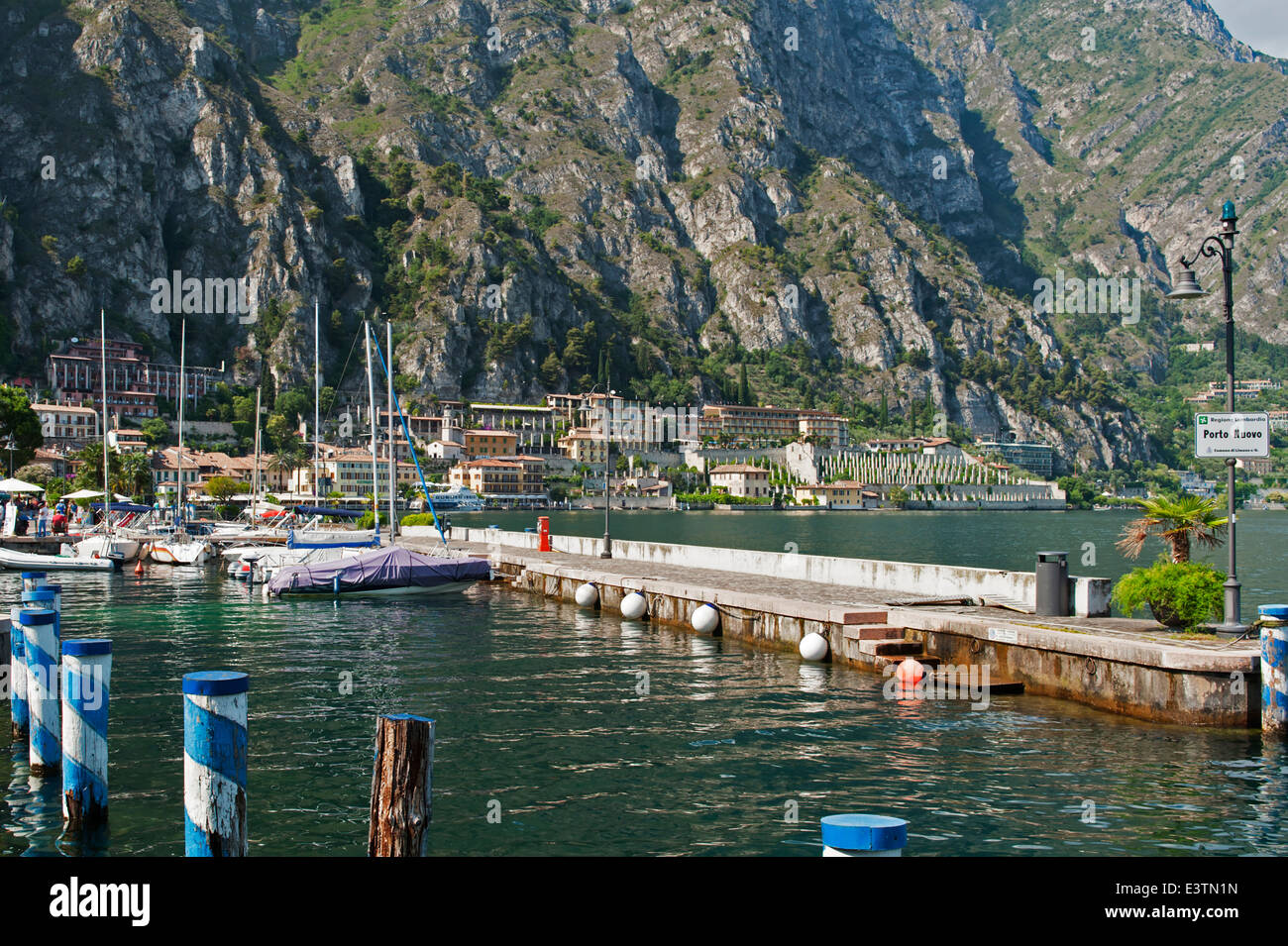 Limone sul garda beach hi-res stock photography and images - Alamy