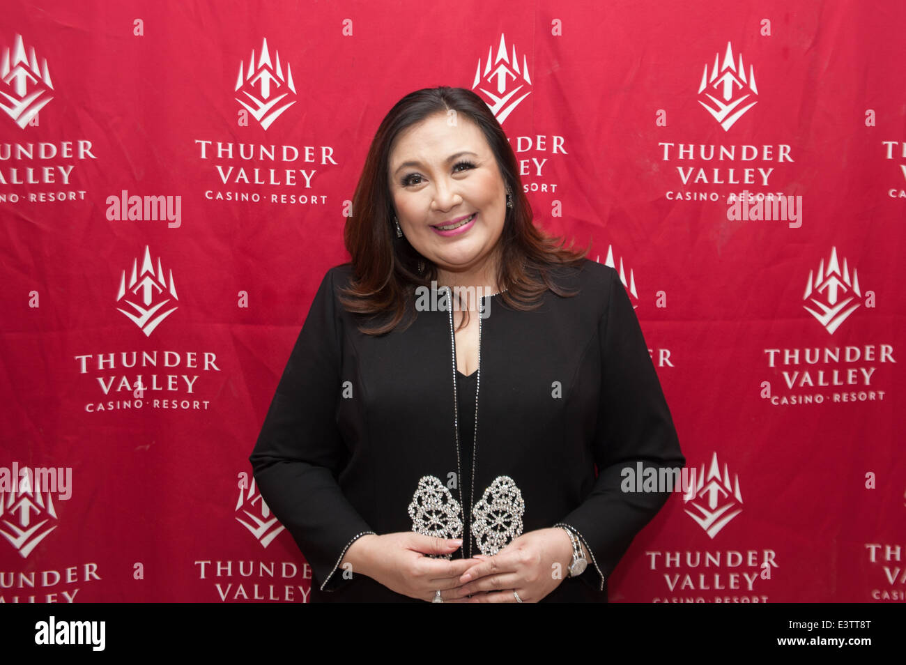 Sharon Cuneta (b. 1966) pics pics Sharon Cuneta (b. 1966)