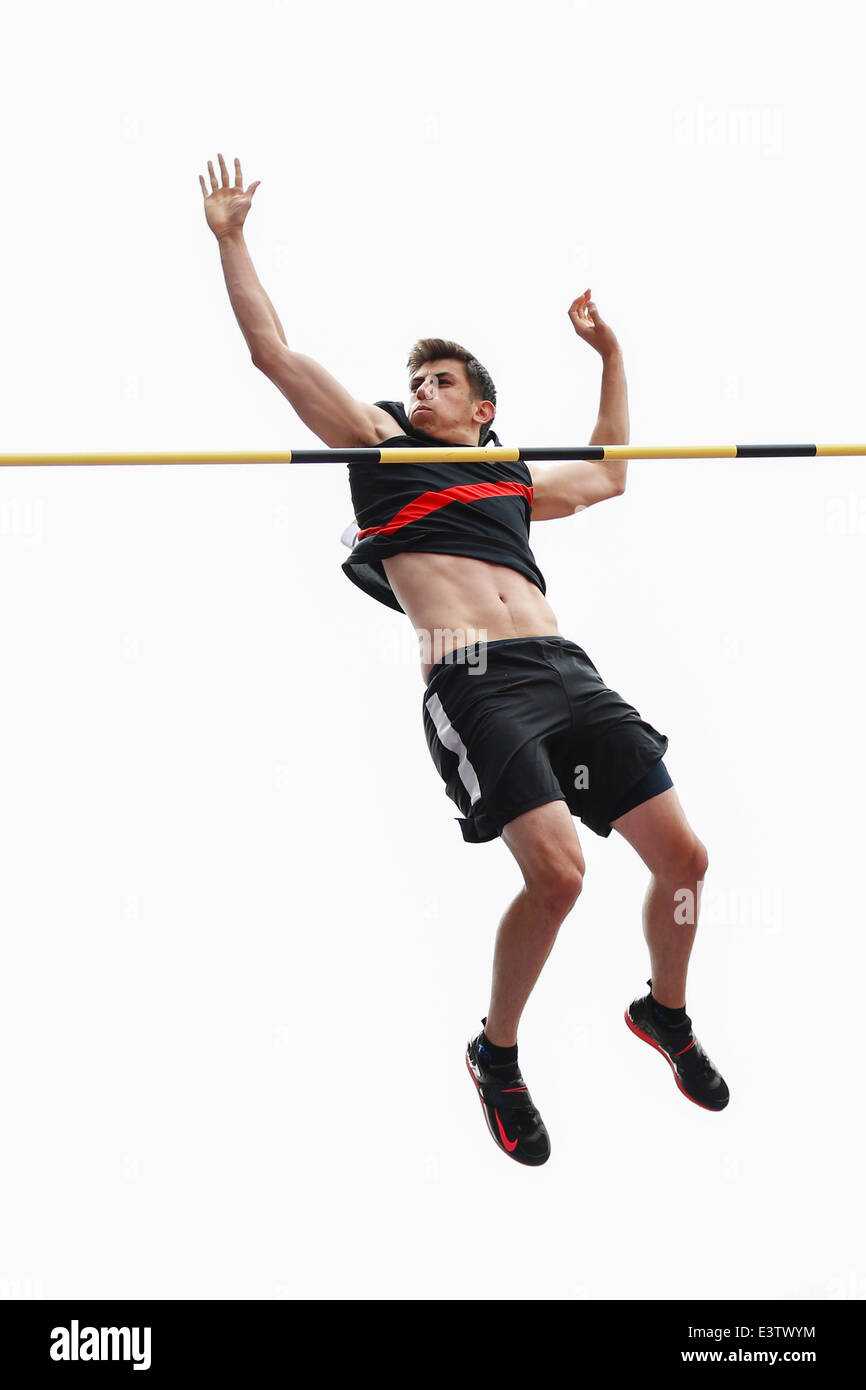 Birmingham, UK. 29th June, 2014. Harry COPPELL (Wigan) competes in the Men's Pole Vault Final during the Sainsbury's British Athletics Championships from Alexander Stadium. Credit:  Action Plus Sports/Alamy Live News Stock Photo