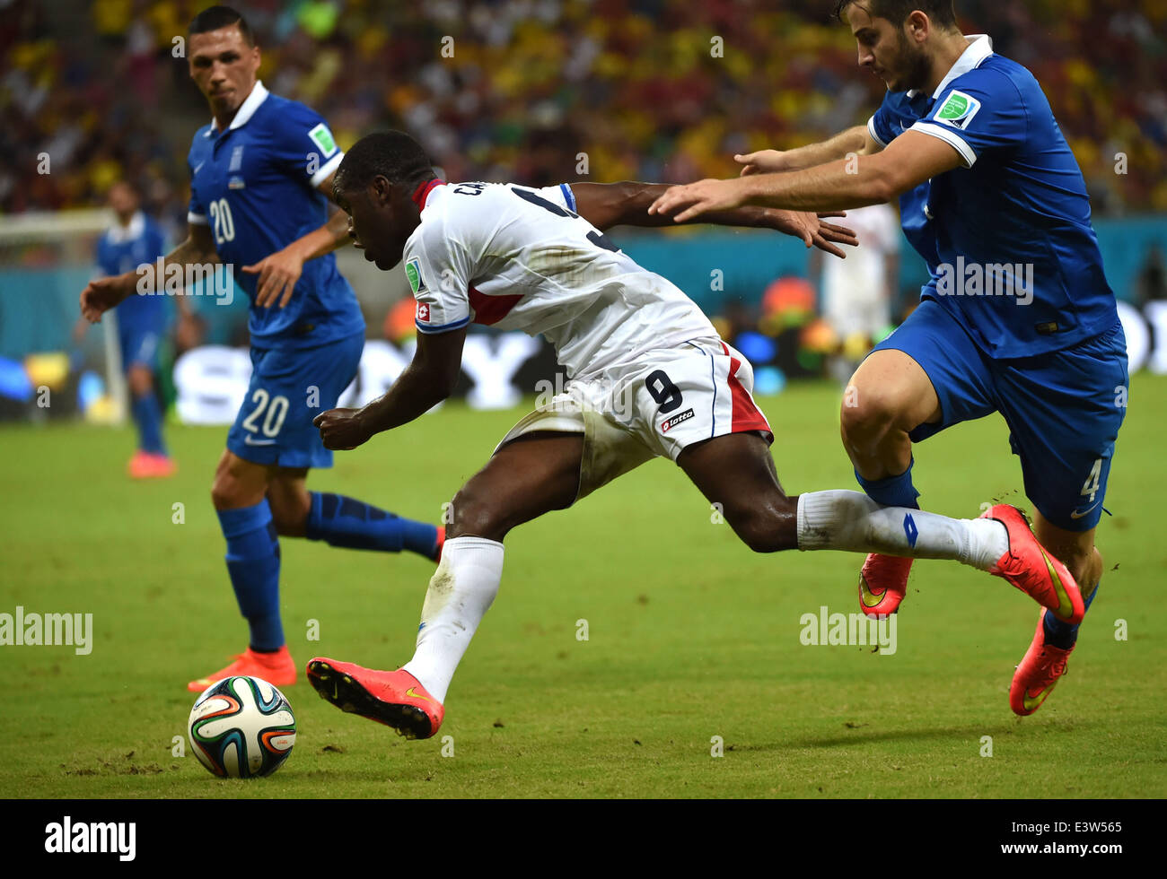 Recife, Brazil. 29th June, 2014. Costa Rica's Joel Campbell (C) controls the ball during a Round of 16 match between Costa Rica and Greece of 2014 FIFA World Cup at the Arena Pernambuco Stadium in Recife, Brazil, on June 29, 2014. Credit:  Guo Yong/Xinhua/Alamy Live News Stock Photo