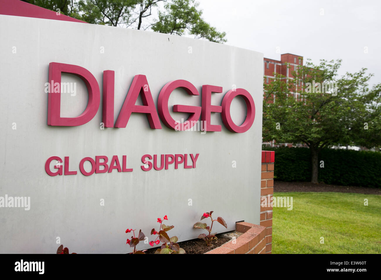 A Diageo PLC Global Supply facility in Halethorpe, Maryland. Diageo is one of the world's largest Liquor companies and its brands include Smirnoff Vodka, Johnnie Walker Scotch-Whiskey and Guinness Beer. Stock Photo