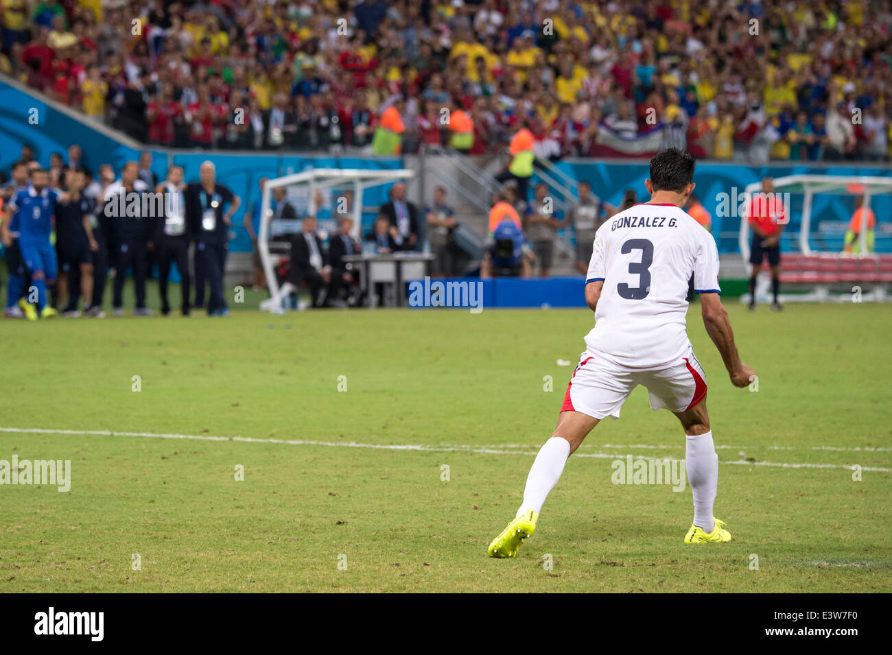 Recife, Brazil. 29th June, 2014. Giancarlo Gonzalez (CRC) Football/Soccer : Giancarlo Gonzalez of Costa Rica celebrates after scoring in the penalty shoot-out during the FIFA World Cup Brazil 2014 Round of 16 match between Costa Rica 1(5-3)1 Greece at Arena Pernambuco in Recife, Brazil . Credit:  Maurizio Borsari/AFLO/Alamy Live News Stock Photo