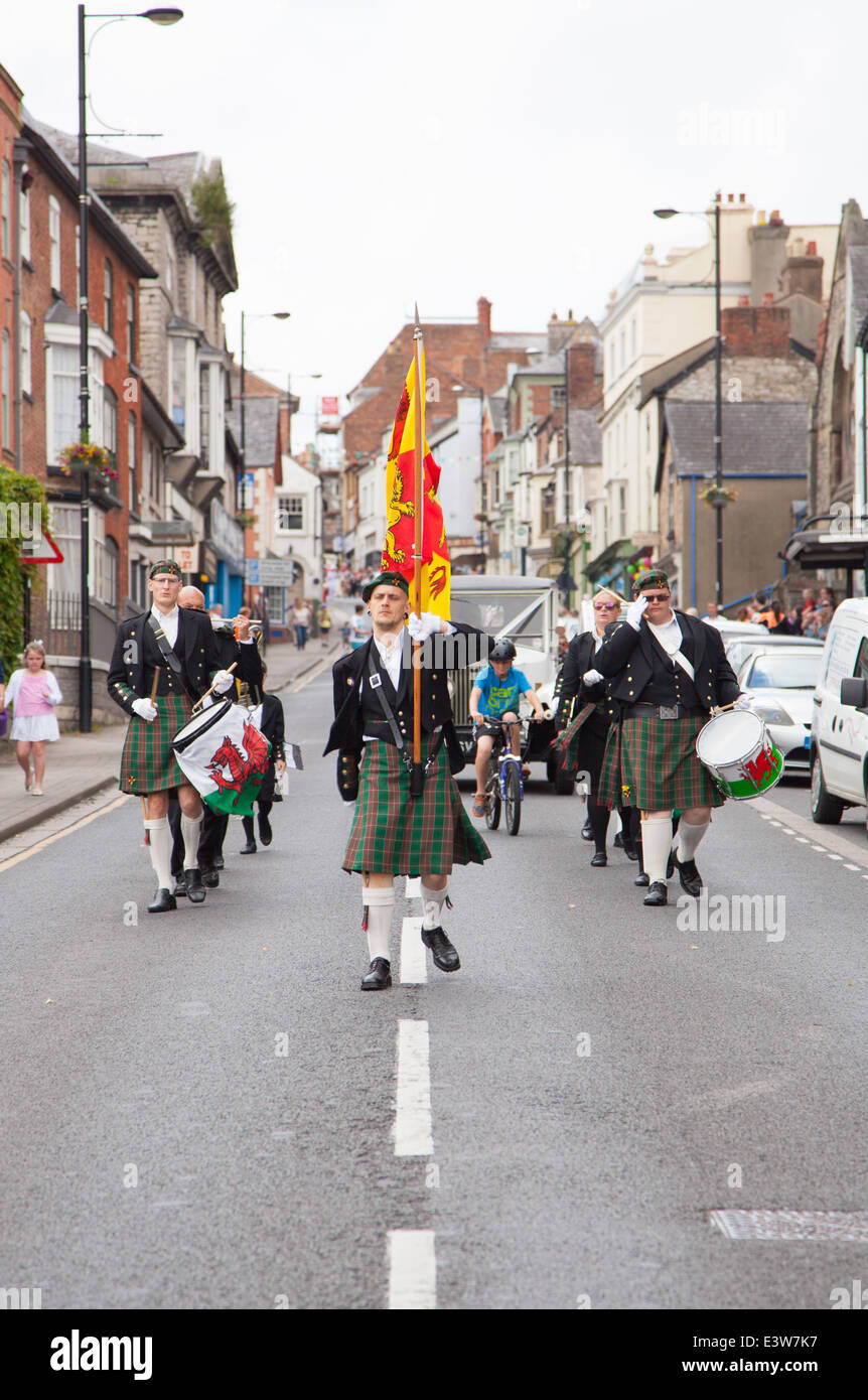 Cambria Band a Welsh marching band with drummers in Welsh kilts, Owain