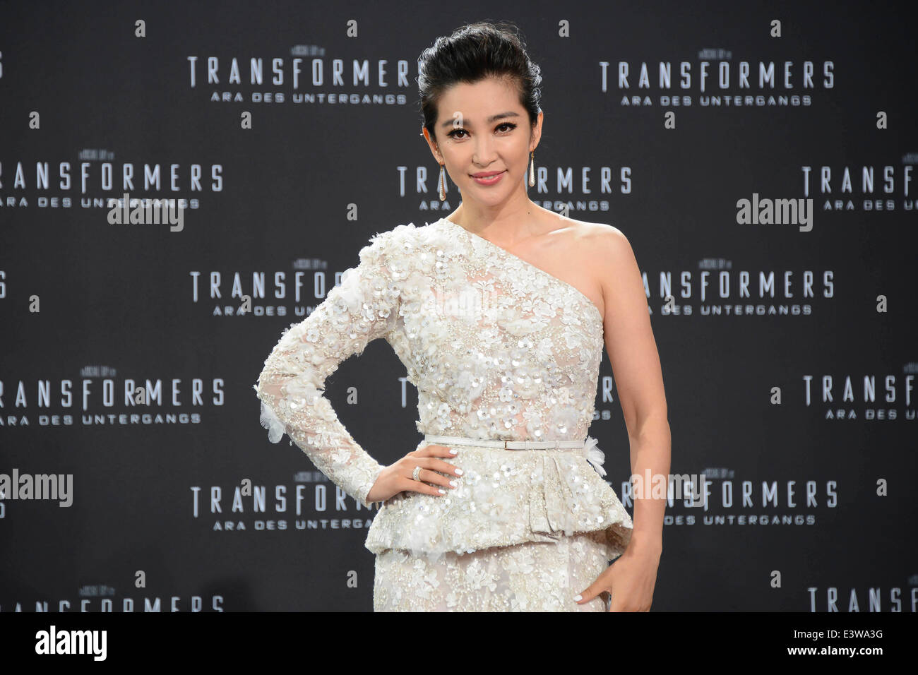 Actress Li BingBing attend the Premiere of “Transformers - the age of