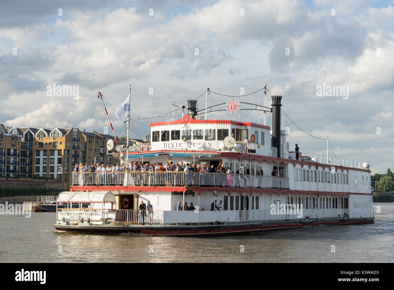 The Dixie Queen cruising along the River Thames Stock Photo Alamy