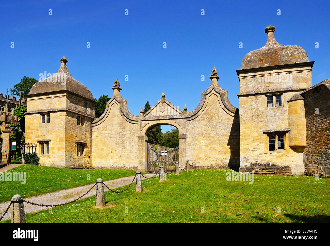 Gatehouse To The Old Campden House, Chipping Campden, The Cotswolds ...