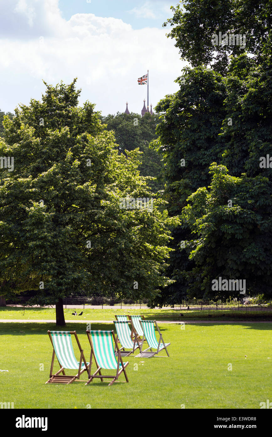 Deck chairs in St. James's Park, London Stock Photo