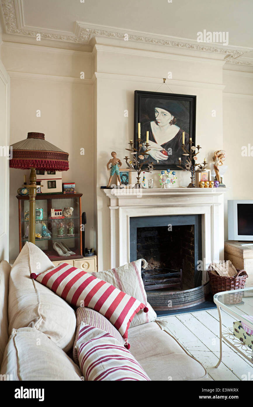Sitting room in the home of Miss Hope of Hope and Greenwood Confectionary fame, Dulwich, London Stock Photo