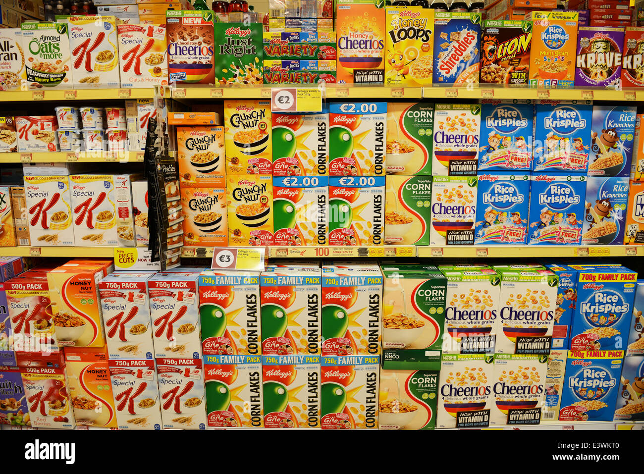 Bear Alpha Bites cereal boxes Stock Photo - Alamy