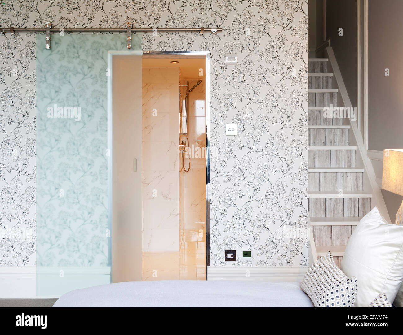 Bedroom with ensuite bathroom within room, Devonshire Terrace, Glasgow ...