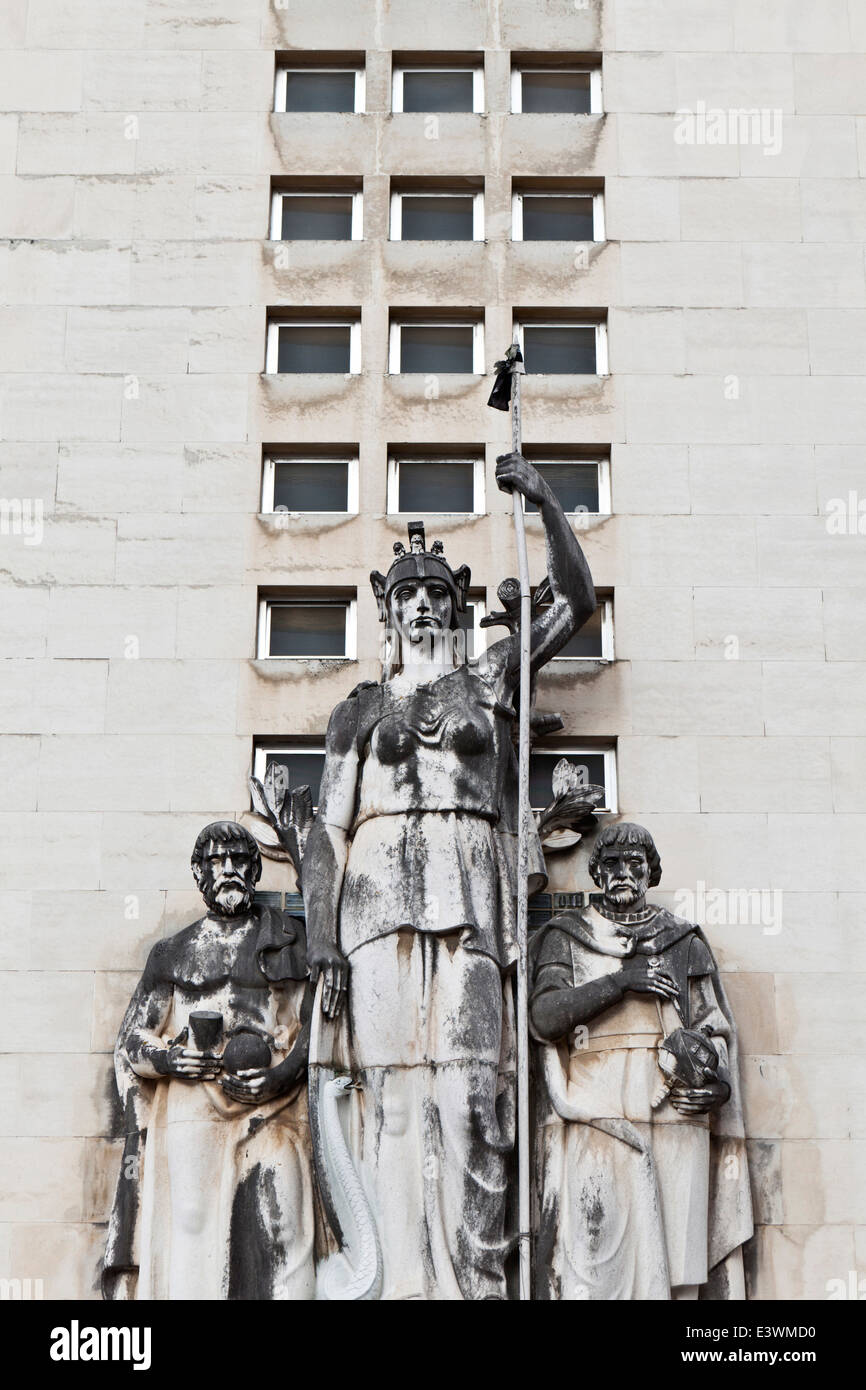 The Statues of Justice outside the Law School of the new University of Coimbra, Beira Litoral, Portugal Stock Photo