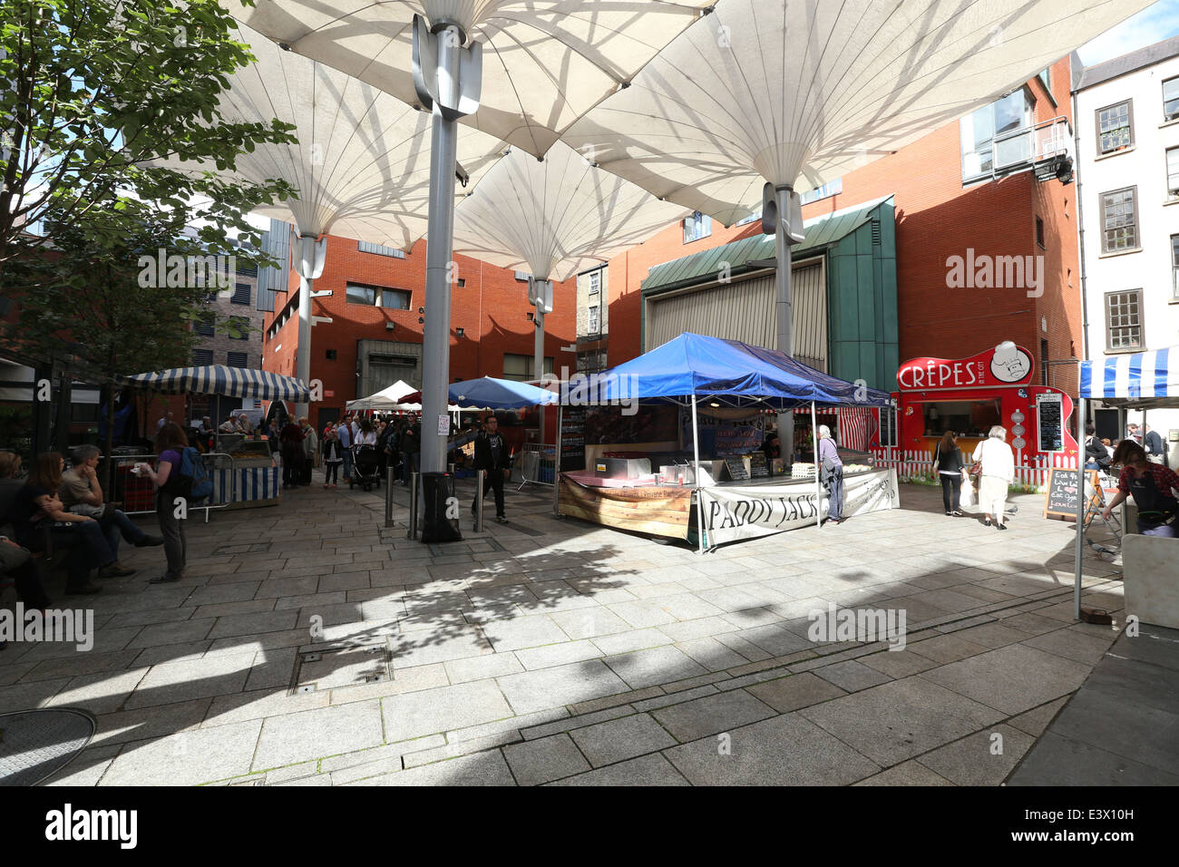 Meeting House Square with raised umbrella roof and market stalls on a