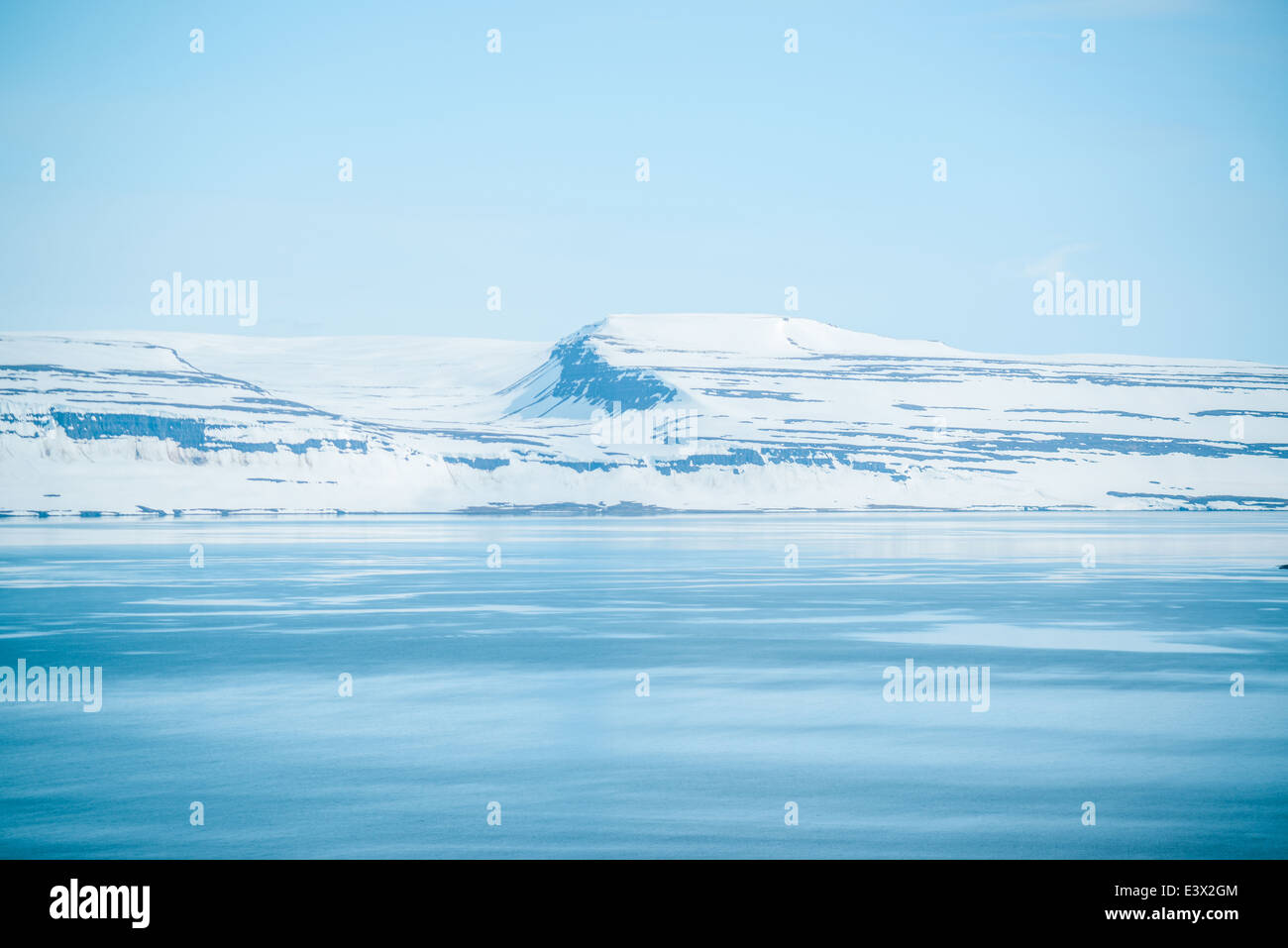 Iceland winter landscape of beautiful mountains covered in snow and ice Stock Photo