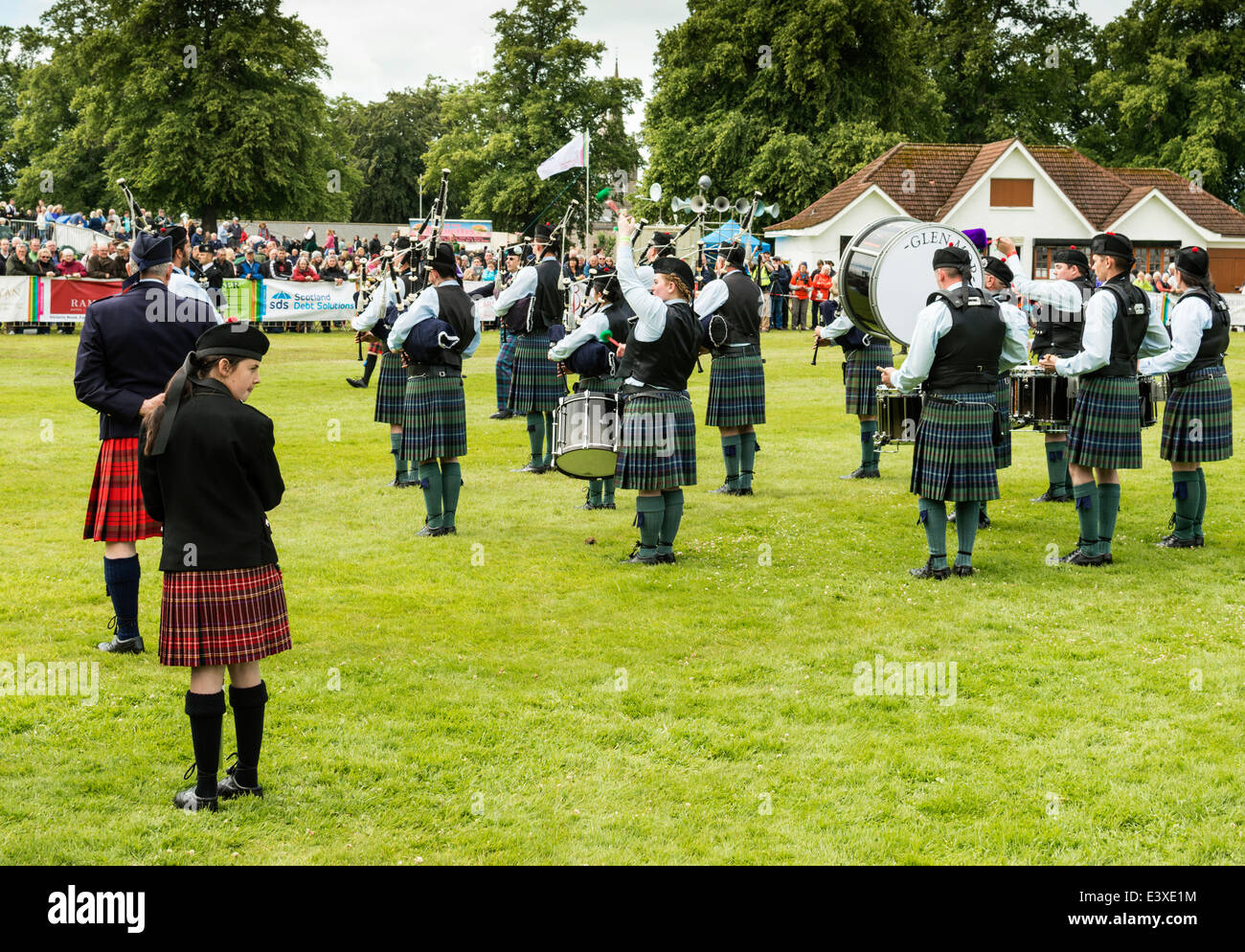GLEN MOR PIPE BAND AT FORRES SCOTLAND EUROPEAN PIPE BAND CHAMPIONSHIPS