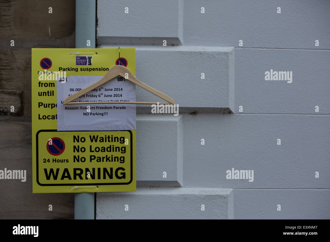 Coat hanger sign hires stock photography and images Alamy