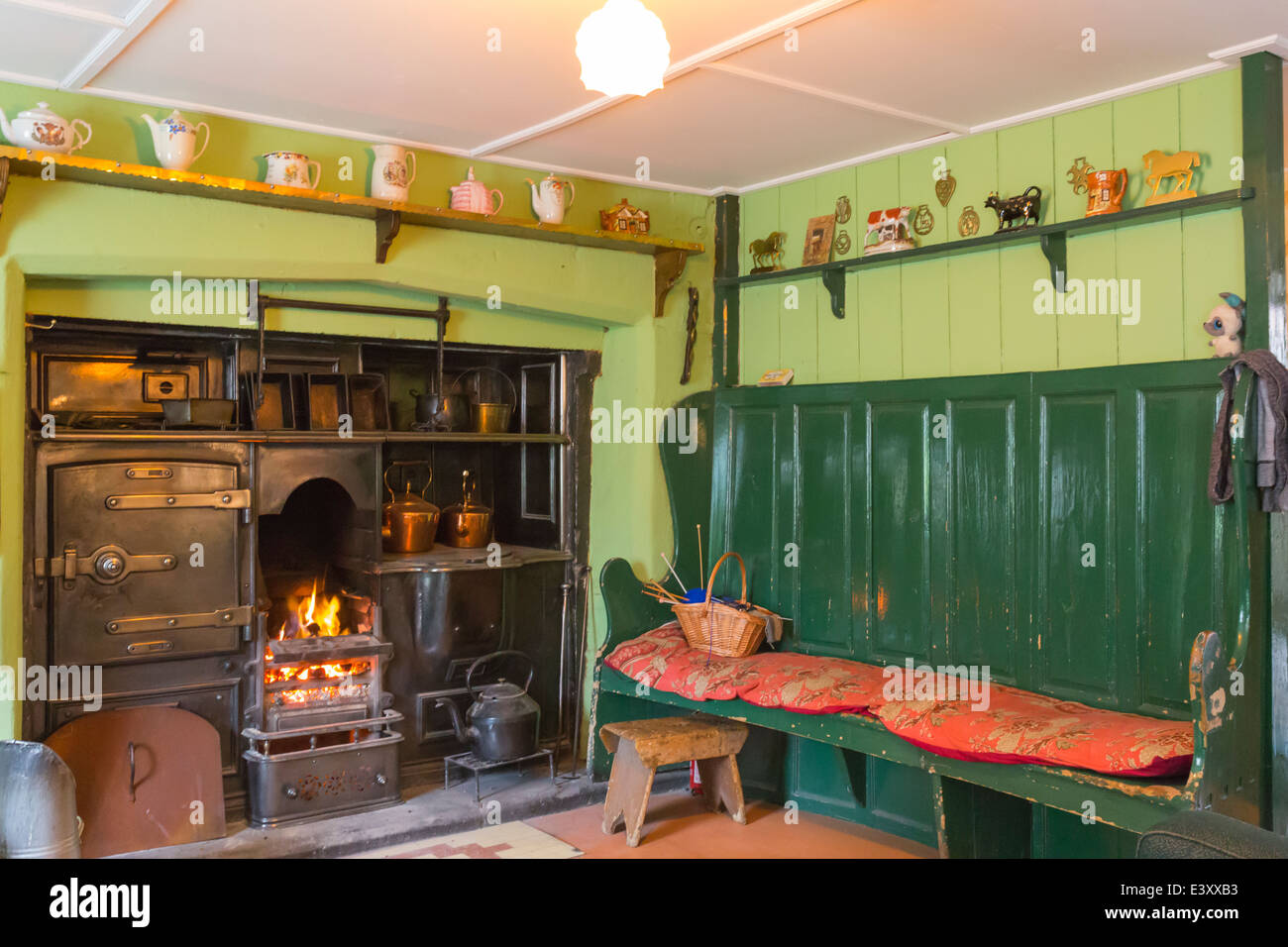 Farmhouse Fire And Range Beamish Living Open Air Museum Stock