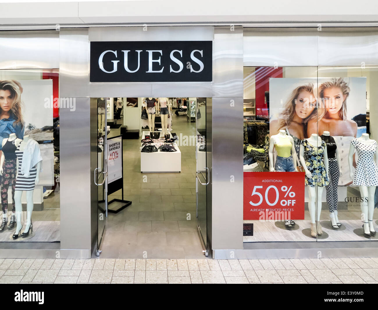 Guess Clothing Store High Resolution Stock Photography and Images - Alamy