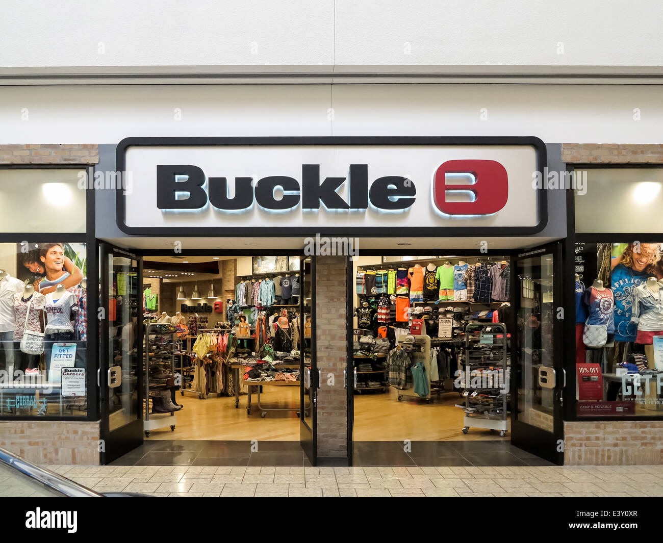 The Buckle, Inc.