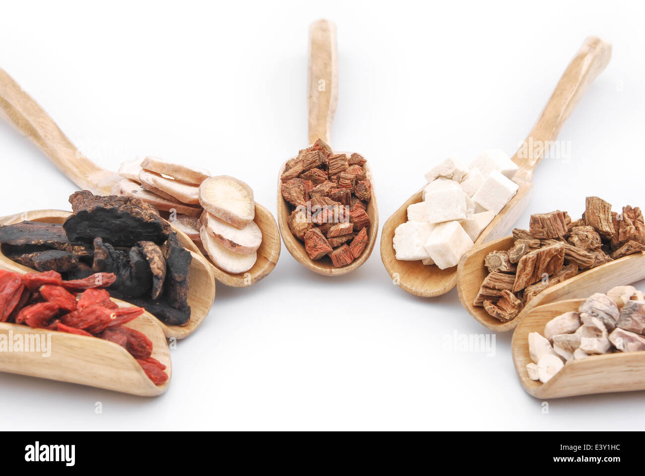Chinese medicine herbs hi-res stock photography and images - Alamy