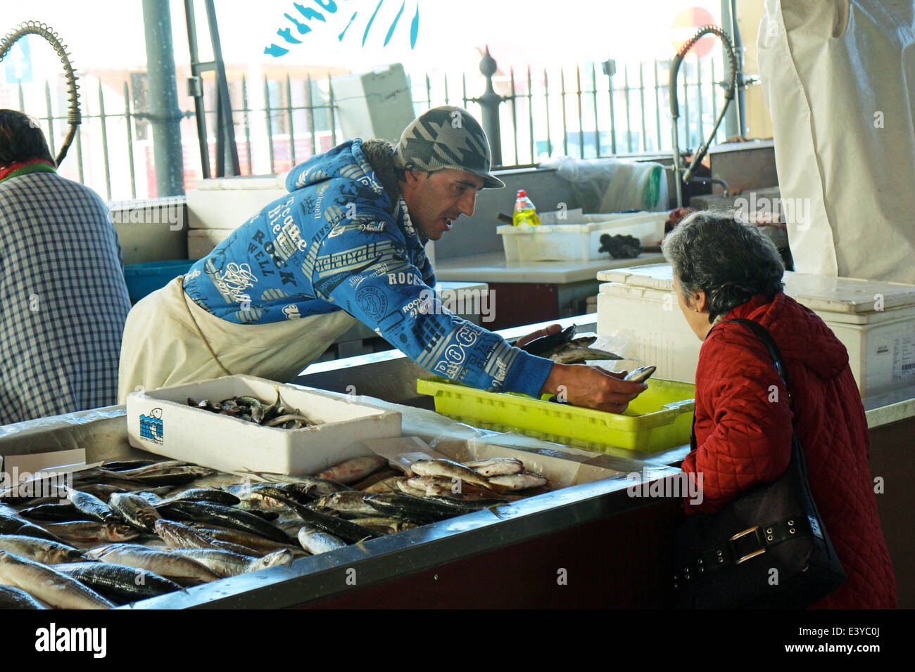 Traditional Portugal fish market Stock Photo Alamy