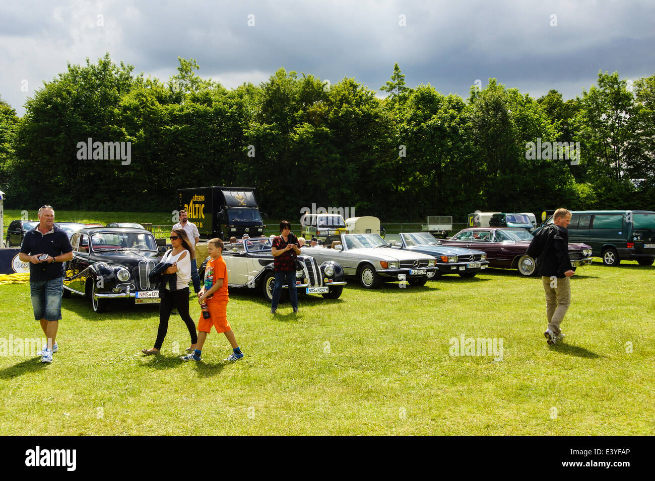 Kiel, Germany. 29nd June, 2014. Oldtimer and USCar Show on the final