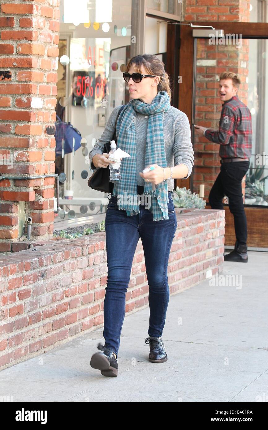 Jennifer Garner shopping at Elyse Walker in Pacific Palisades Featuring