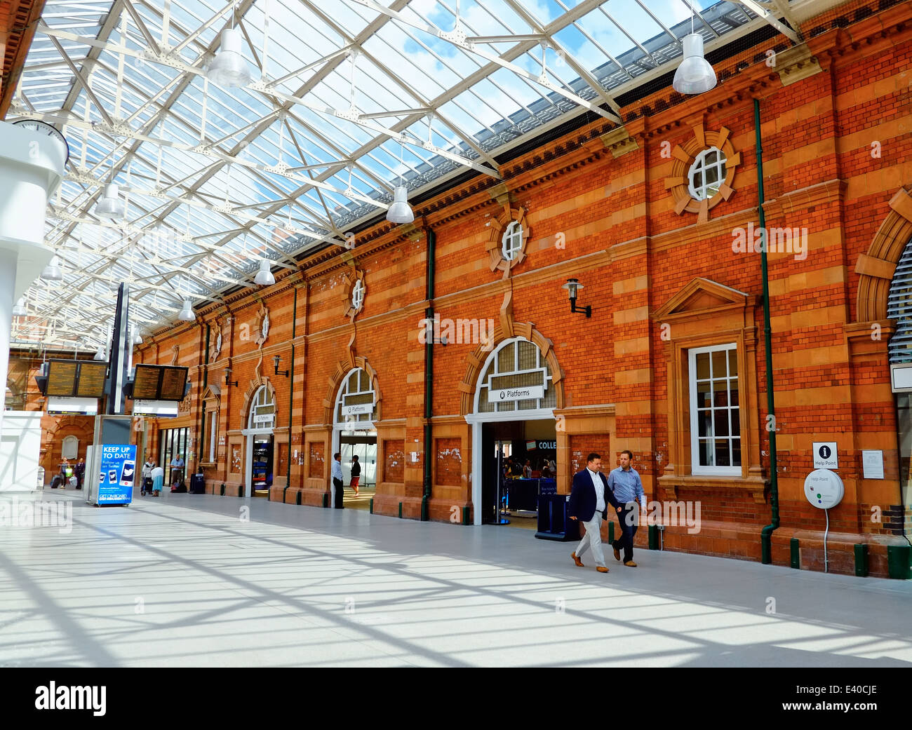 Nottingham Railway station interior concourse England UK Stock Photo