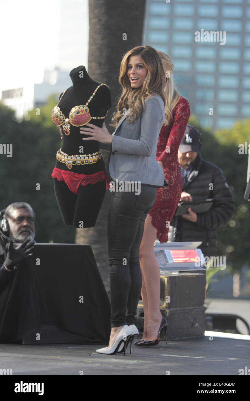 Candice Swanepoel makes appearance on Exrta tv show at Universal City