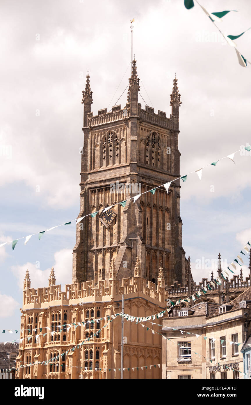 Cirencester cathedral and market square Stock Photo