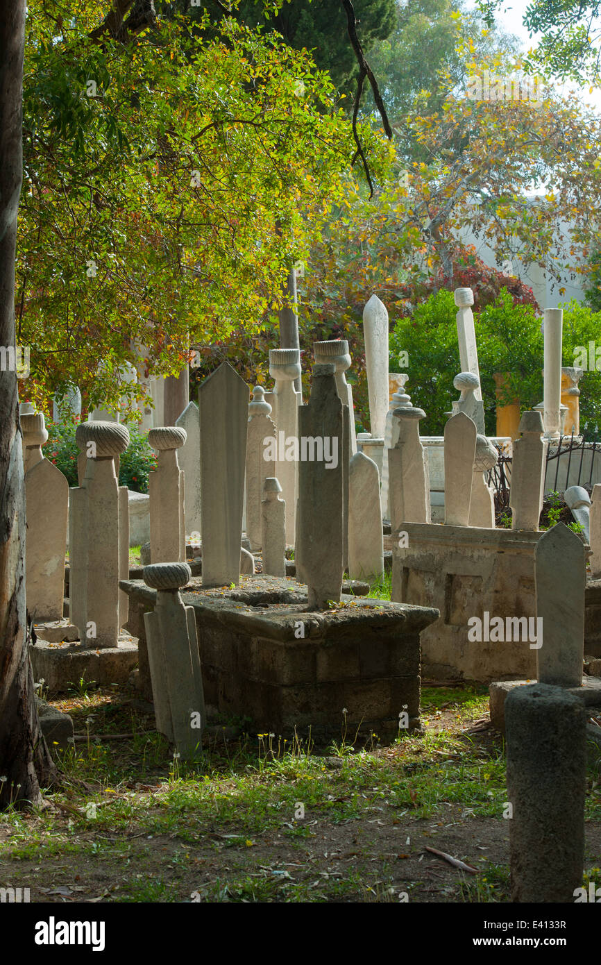 Dodekanes, Rhodos, Rhodos-Stadt, türkischer Friedhof neben der Murat Reis-Moschee (Ende 16. Jhd.)  Stock Photo