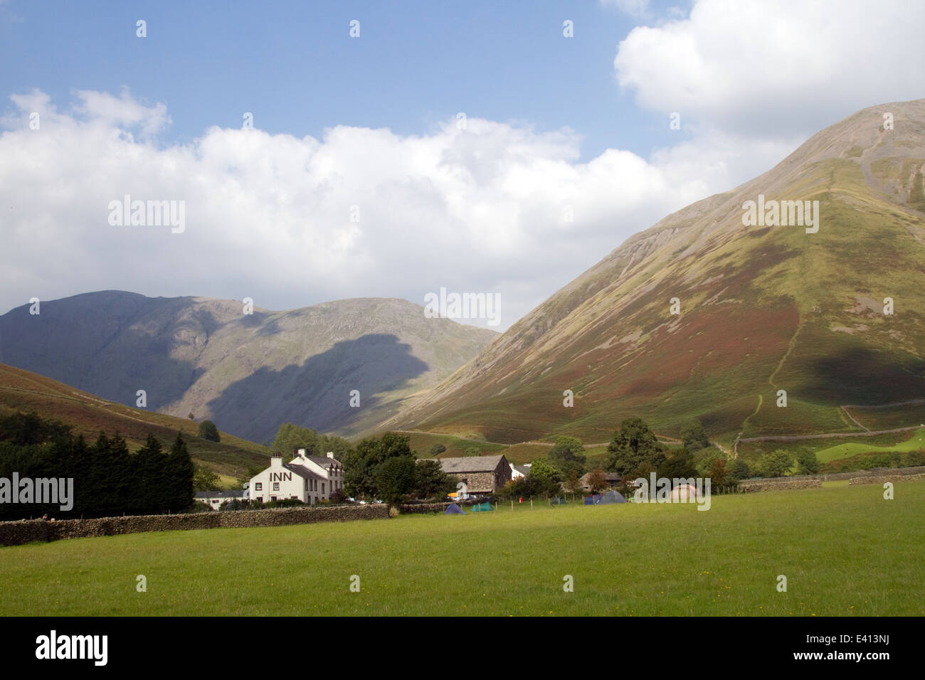 Wasdale Inn at Wasdale Head in the English Lake District Stock Photo