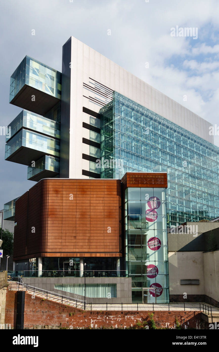 The Manchester Civil Justice Centre and the People's History Museum, UK Stock Photo