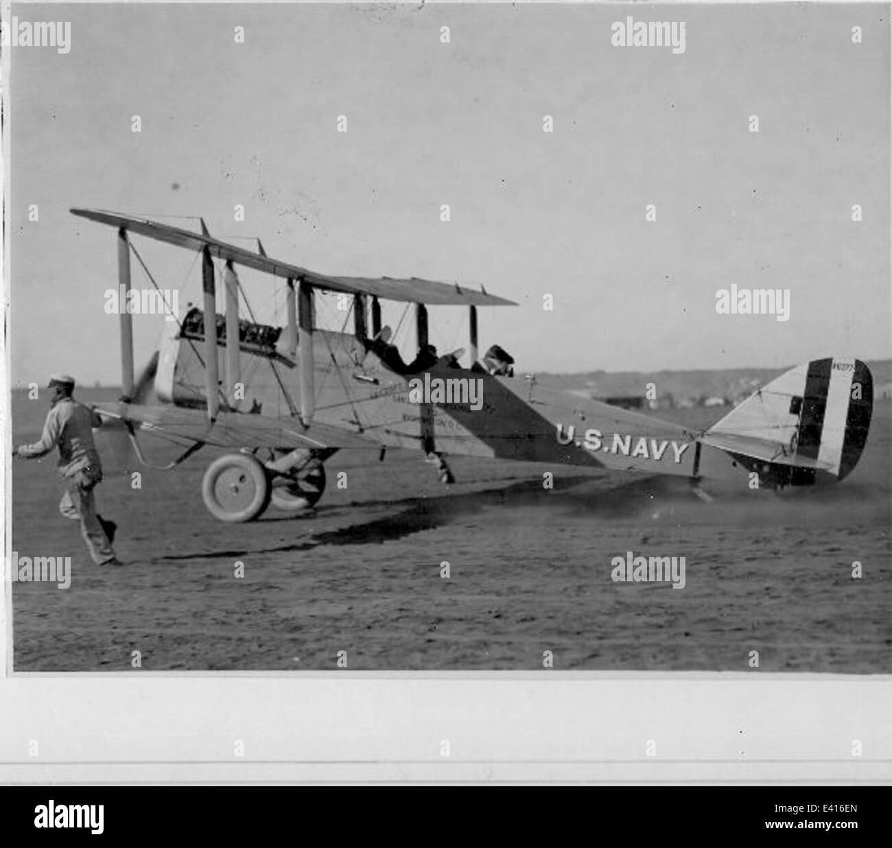 Dh4 aircraft Black and White Stock Photos & Images - Alamy