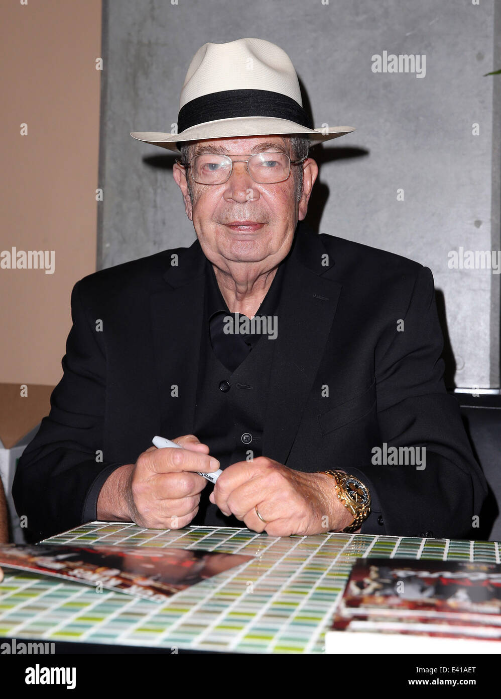 Richard old man harrison from hi-res stock photography and images - Alamy