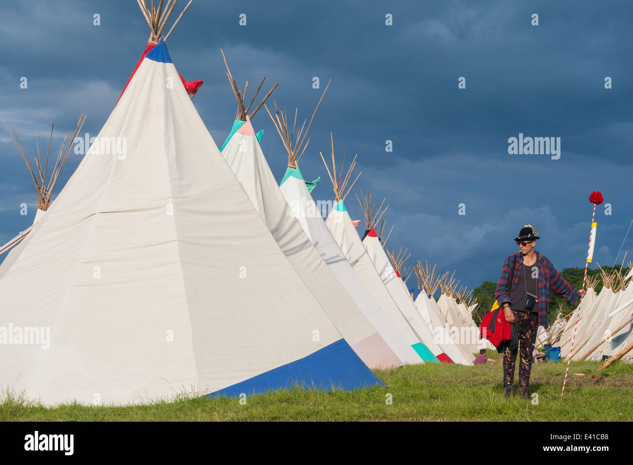 Glastonbury festival tipi hi-res stock photography and images - Alamy