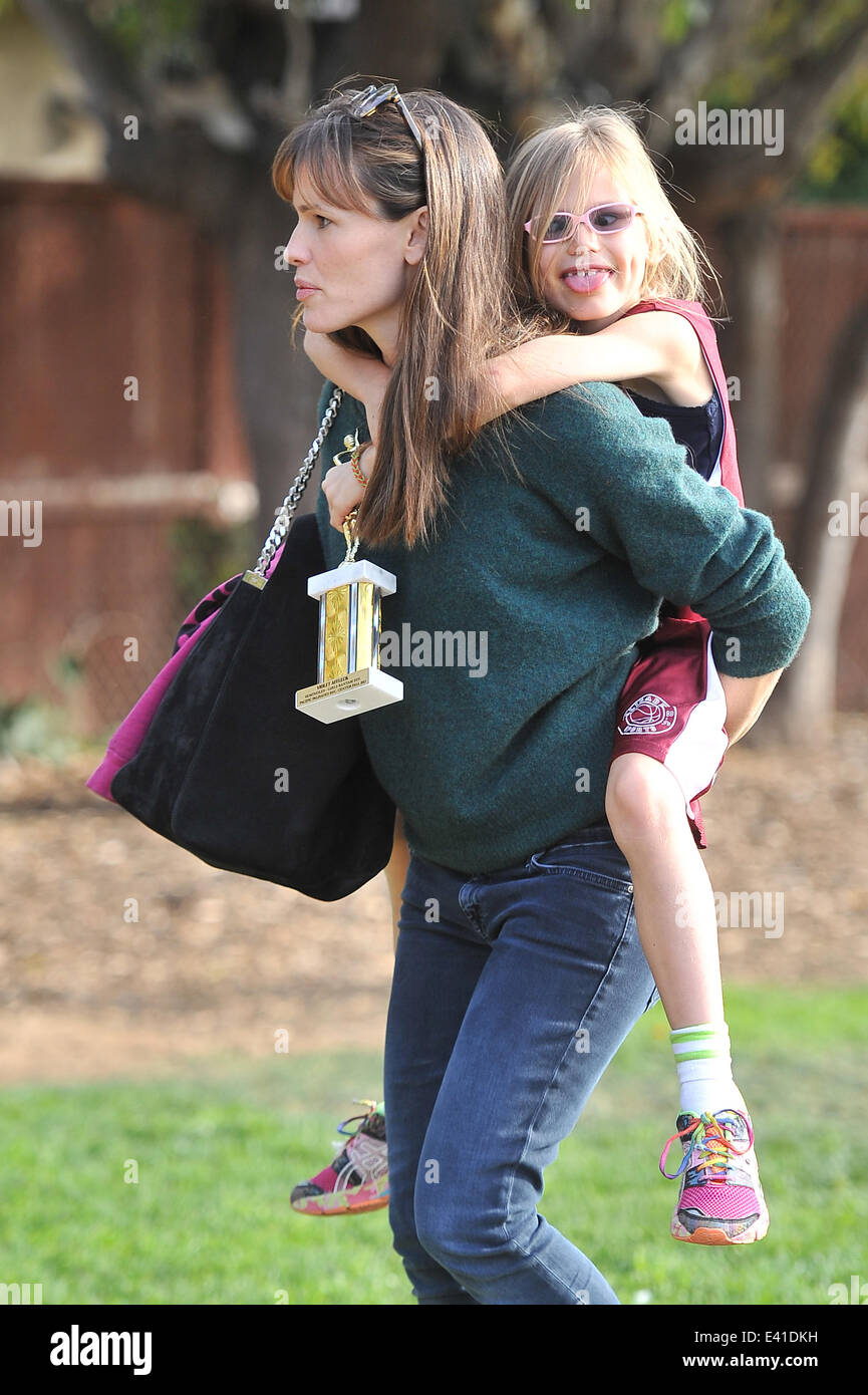 Jennifer Garner gives her daughter Violet a piggyback ride after she